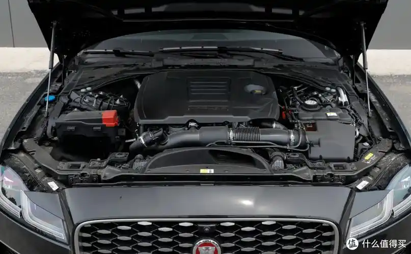 捷豹xfl降价17万无人问,凯迪拉克ct5逼近20万