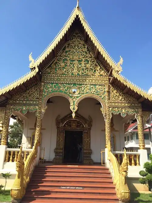 清曼寺(wat chiang mun)是清迈第一座寺庙,清迈建城时,曼格莱王在此