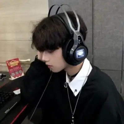 夏子衿优质真人男生头像