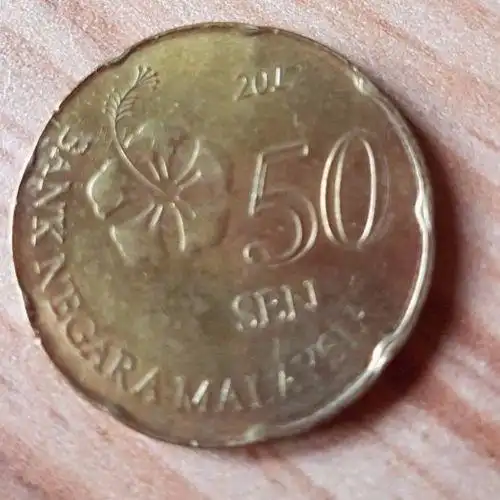 circulated coin 2012 bank negara malaysia 50 sen