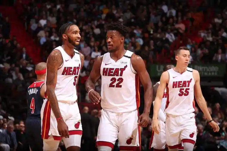 原创热火再组三巨头207全明星将天赋带到南海岸迈阿密剑指总冠军