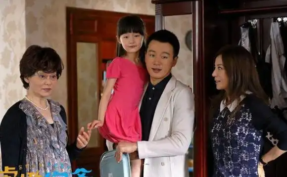 朱军曾说要往死了追她62岁的潘虹魅力到底在哪