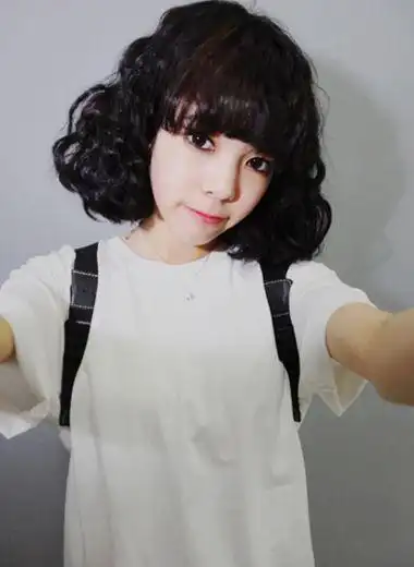 烫韩式蛋卷头 女生蛋卷头烫发发型