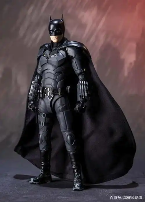 新蝙蝠侠shf系列可动人偶手办官图公开 这就是健身不练腿的后果