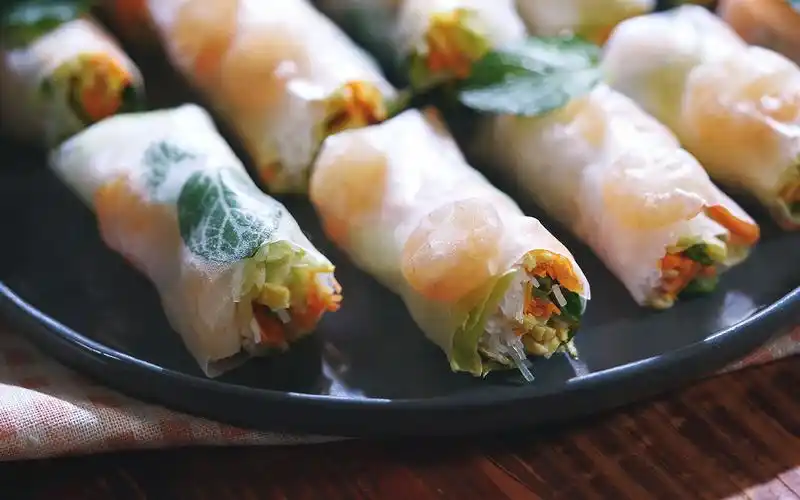 在越南和中国麻辣烫一样有地位 越南路边小吃 越南春卷 asmr美食 美食