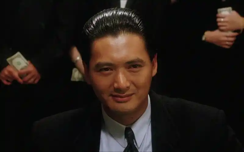 爷青回!制霸一个时代的赌神周润发重出江湖