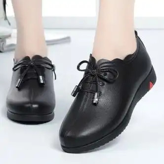 单鞋平底真牛皮软底舒适大码中老年女鞋子中年春秋款女士皮鞋黑色35