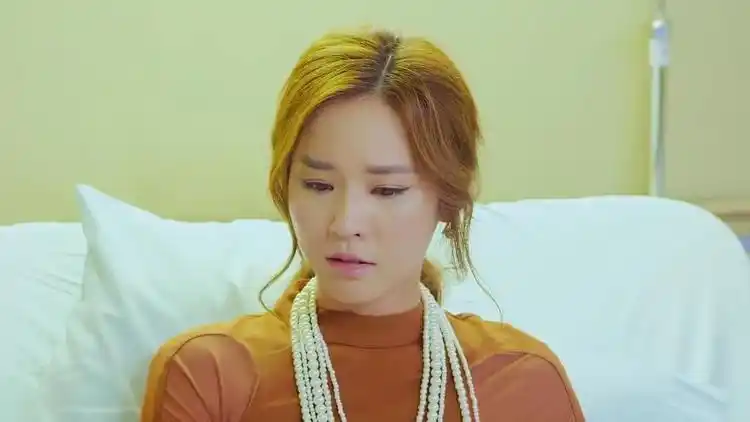 御姐归来:胡娜病情恶化,艾米尔才得知她患癌症,瞬间眼眶湿润