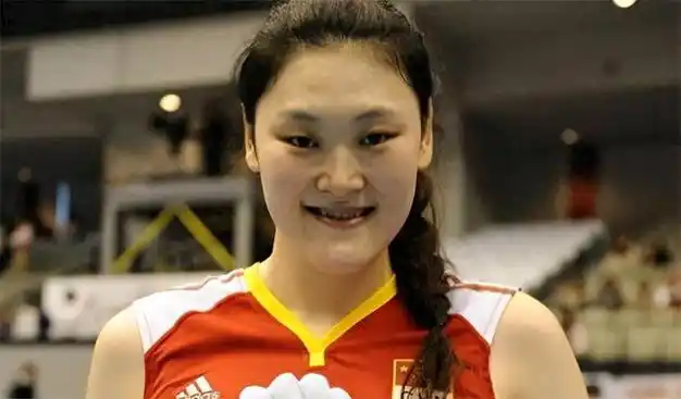 王一梅的排球生涯十分的精彩现如今生活过的很滋润