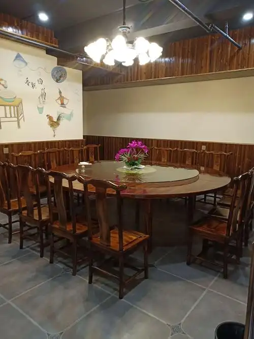 我们只做精美农家菜和野生鱼