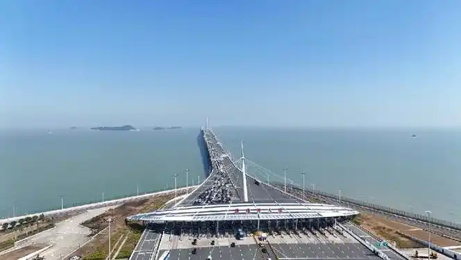 至今年2月 经港珠澳大桥珠海公路口岸进出口总值累计突破8000亿元|港