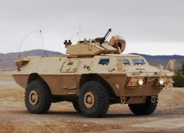 美国m1117安全装甲车比悍马更靠谱的装甲车