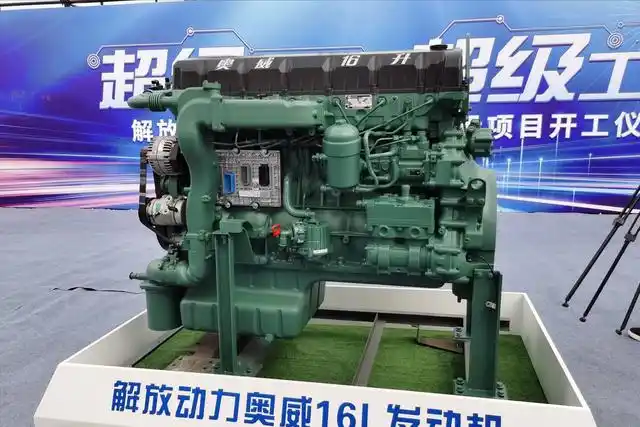 为啥说"解放卡车,挣钱机器",看完它的发动机,就明白了!