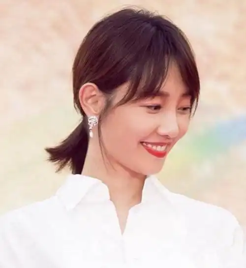 你是什么脸型,马尾就要扎多高,扎错了确实挺难看的