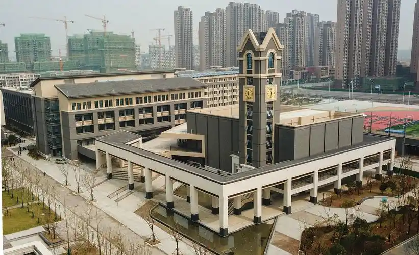 合肥市第四中学官方门户 | 唯阅读,运动与艺术不可辜负--合肥市第四