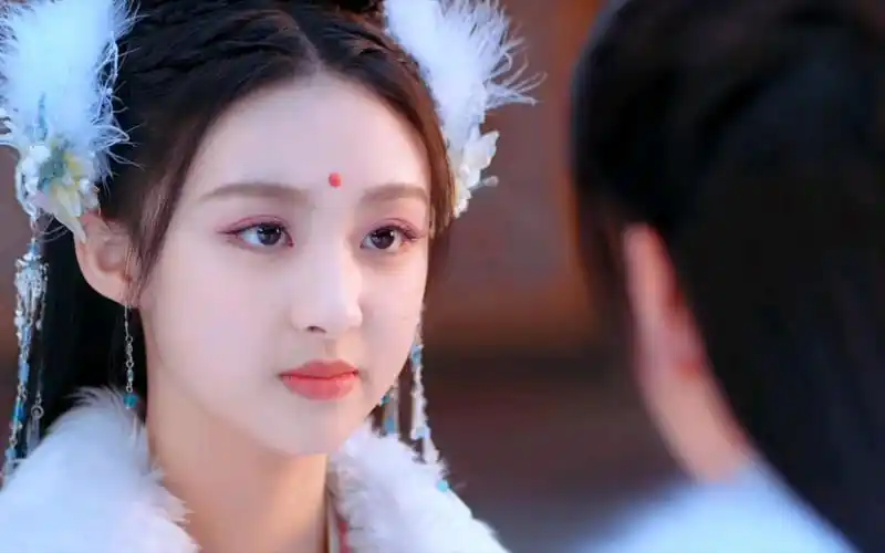 好可爱,像小猫咪一样|周漾玥,山有木兮木有心,雪落族圣女新月