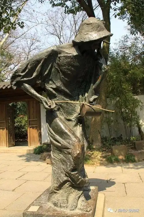 吃喝嫖赌抽患梅毒致盲音乐天才阿炳由富到穷卖艺糊口的跌宕人生