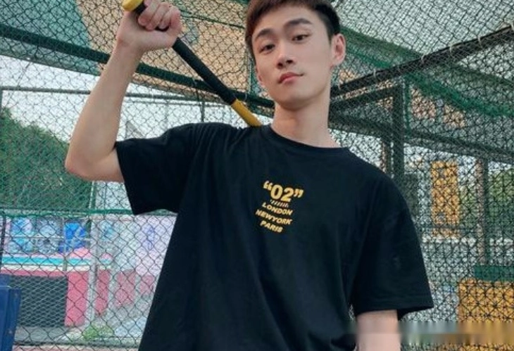 虎牙不求人当年为什么被封号?_不求人