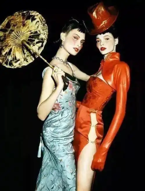 再看几个中国风经典秀场吧海盗爷之dior