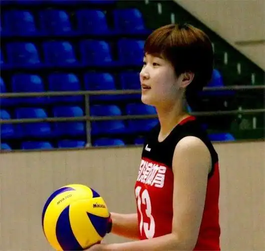 王梦洁:爷爷骑三轮车成就她的世界冠军梦,29岁的她还