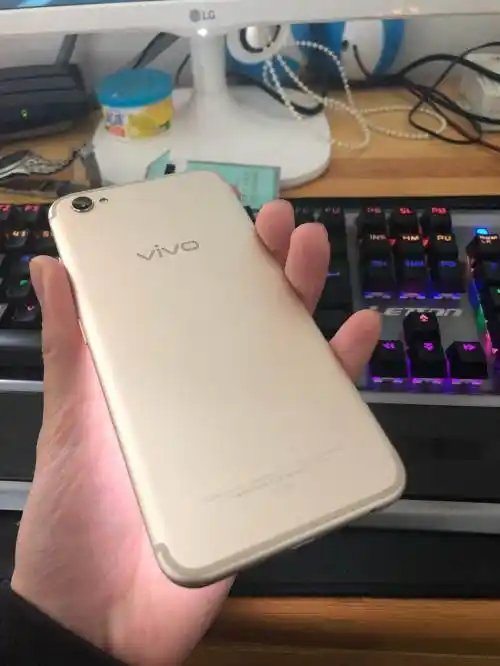 vivox9 64g国行金色