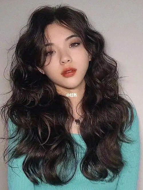 长发必烫的卷发