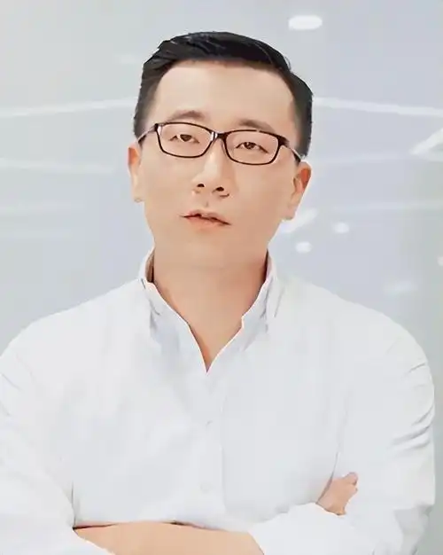 年薪2千万的海归法学博士许垚毒死自己的老板如今被判处死刑