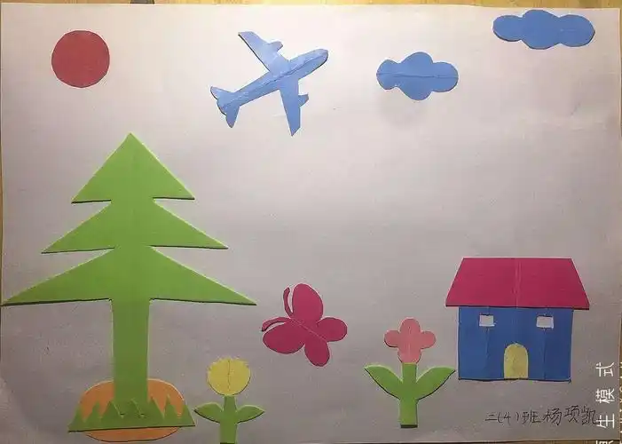 丰润区西实验小学二年级疫情期间数学第一阶段实践活动《图形的运动之