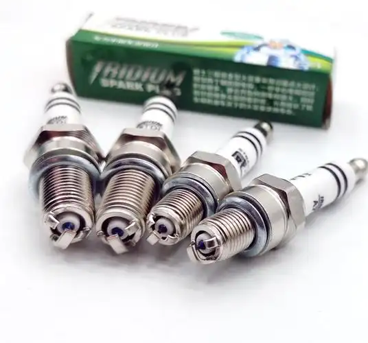 威士正品三极弯梁踏板三轮车摩托车火花塞三爪铱金摩托车火花塞