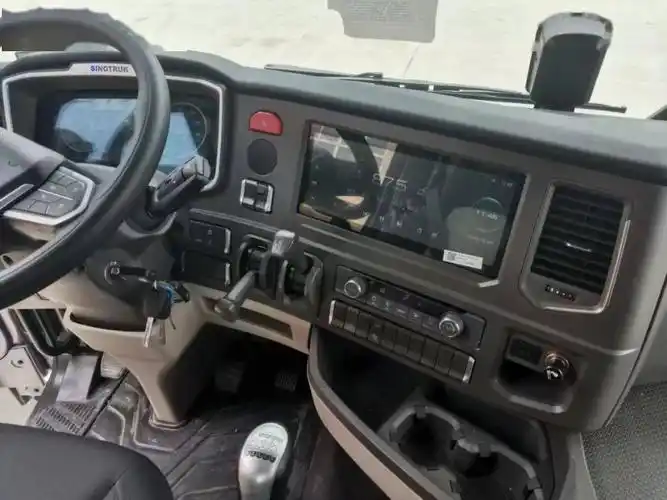 重汽新款howomax实车来了