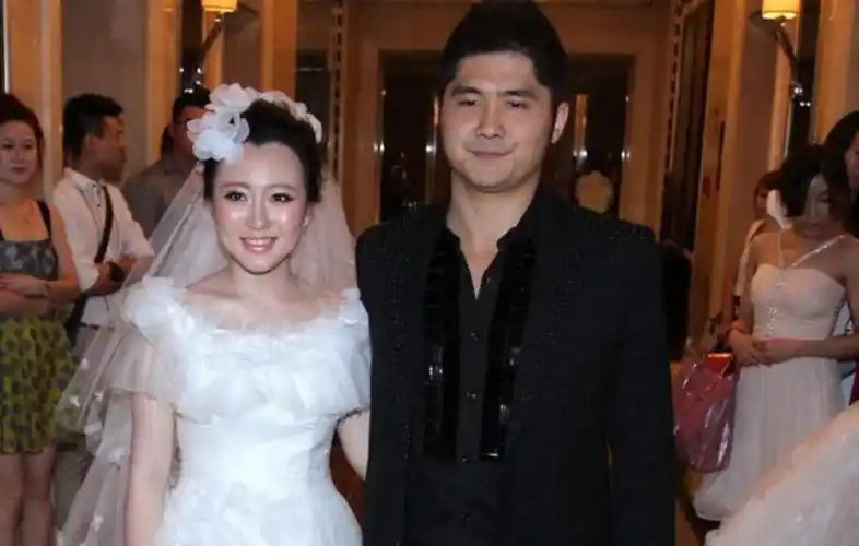 潘阳老公是谁真实身份曝光原名武石磊内蒙古人