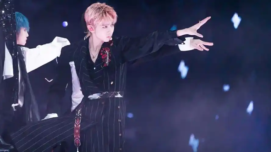 赵让- 堆糖,美图壁纸兴趣社区