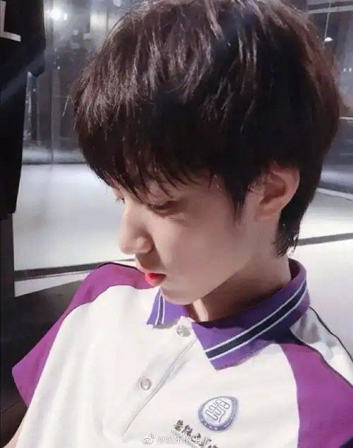 刘耀文的超强实力和颜值总让大家忘记了他才是个初中生|刘耀文|初中生