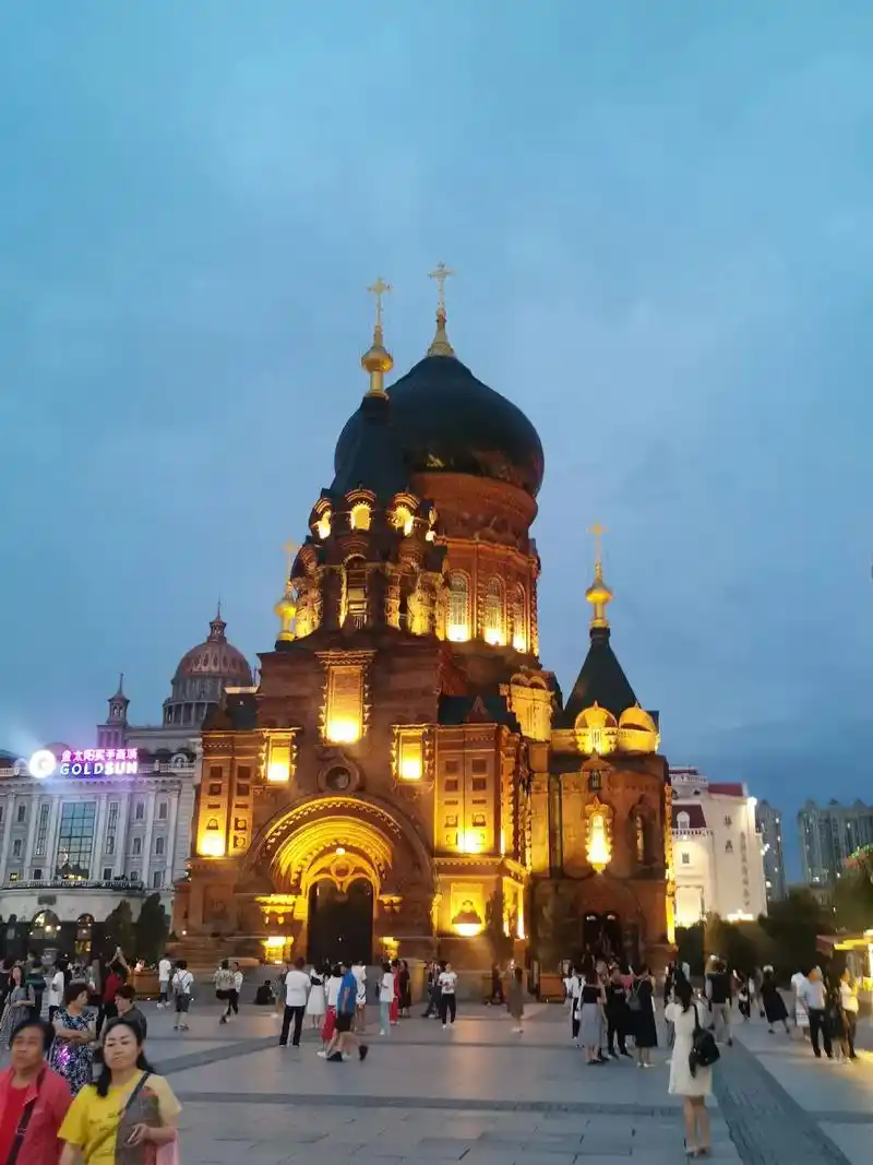 哈尔滨索菲亚大教堂,是哈尔滨市中心的一座著名的哥 - 抖音