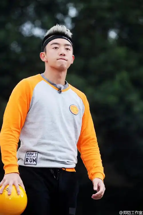 郑恺[超话]##郑恺##恺恺而谈##郑在恺箱##奔跑吧郑恺