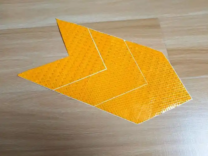 厂价批发橡胶护墙角反光膜 小方格箭头晶彩格反光贴纸