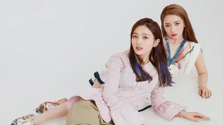 明星创造101火箭少女明星风尚壁纸1