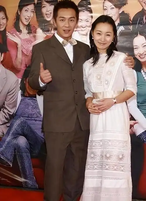 回顾蒋丽莎:5年剖4胎,从来不坐月子,如今38岁的她,老过54岁的丈夫