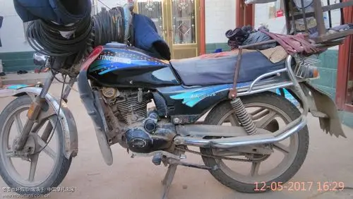 大神看看金城jc125顶杆机摩托用什么型号的套缸