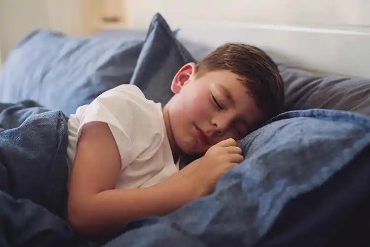 孩子睡觉不踏实三招教你安抚宝宝情绪