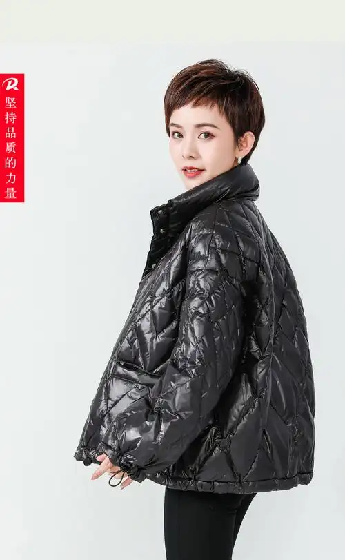 杜宾爵轻奢高档女装羽绒服女短款立领无帽欧版韩国女装2020冬装新款