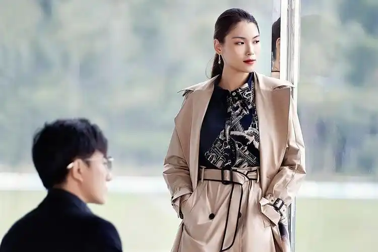 爱的剧场时光相交邂逅今生