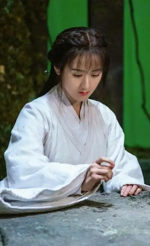 袁冰妍饰演莫山山