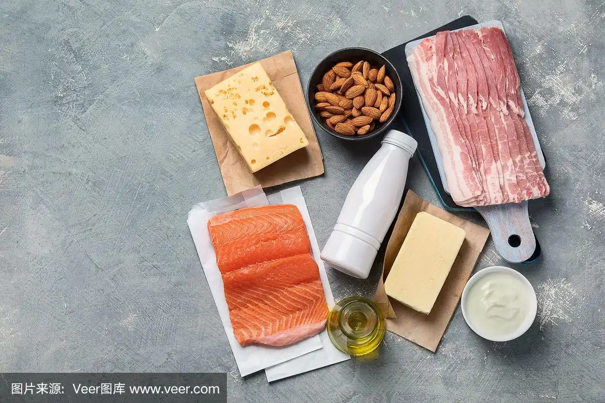 富含脂肪的食物.