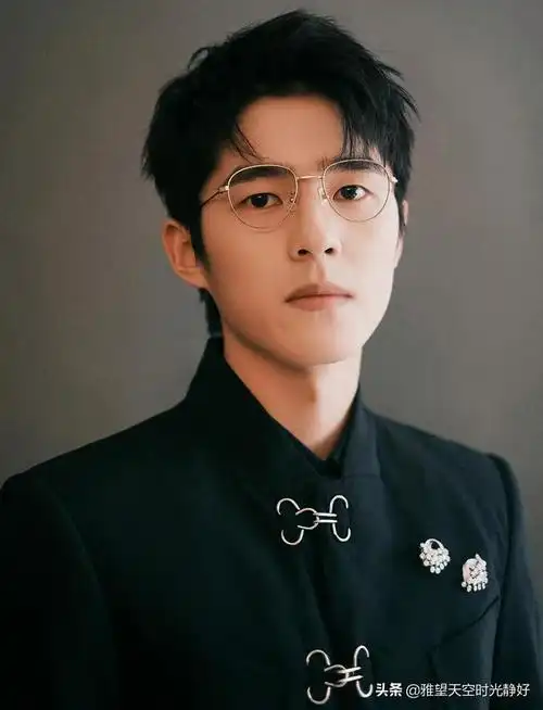 张翰戴眼镜再现"占南弦"扮相,"霸道总裁"一脸禁欲狂吸粉(张翰的的眼睛