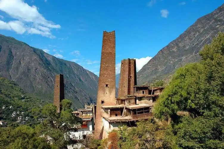 羌族碉楼——少数民族特色建筑