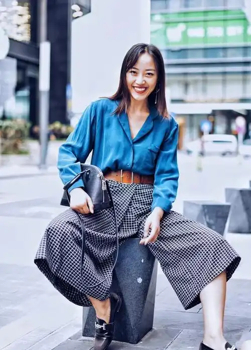 夏季就要穿复古浪漫的孔雀蓝 夏季就要穿复古浪漫的孔雀蓝衣服 - 情书