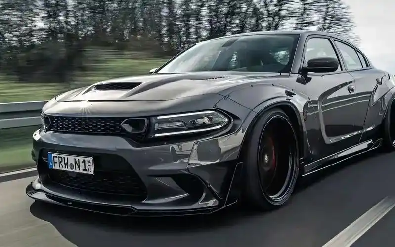 来自地狱的"恶魔"道奇挑战者srt!