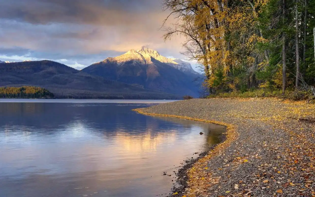 爱情的世界里,总有一个主角和一个配角_故事_一个人_事情