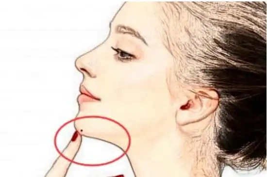 佛缘最重的痣佛缘重的人痣胸前